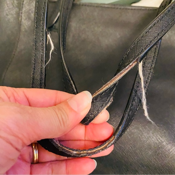 Tory Burch York Buckle Black Saffiano Leather Tote - Picture 6 of 12